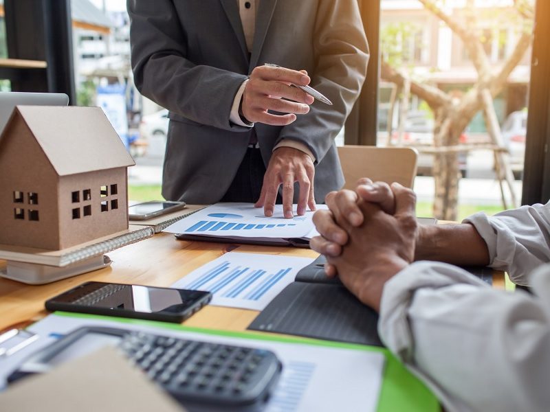 6 Benefits of Using a Mortgage Broker